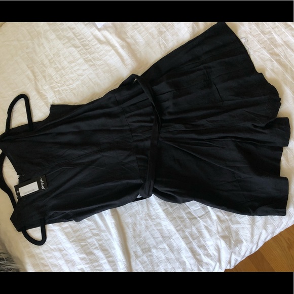 Romper - Picture 1 of 3